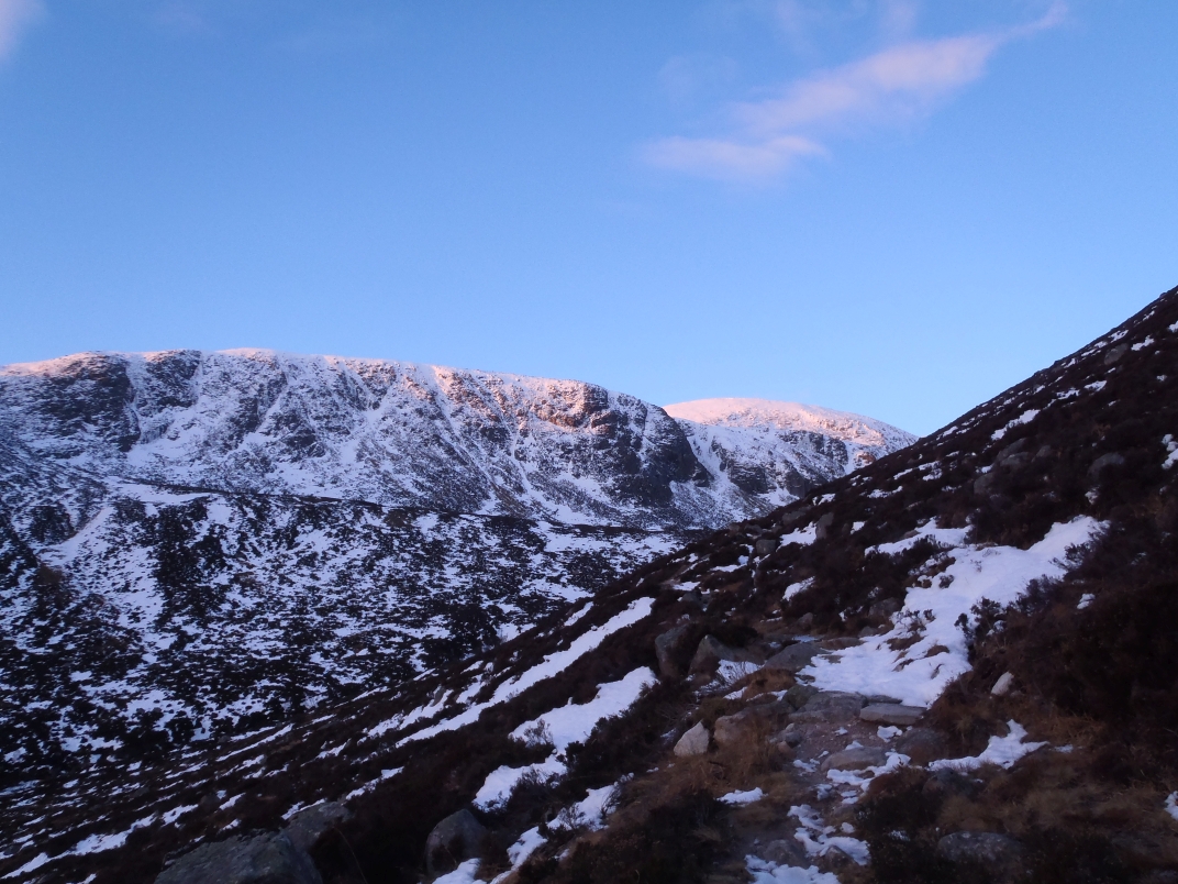 Glas Allt Shiel - Dubh Loch - Broad Cairn - Glas Allt Shiel