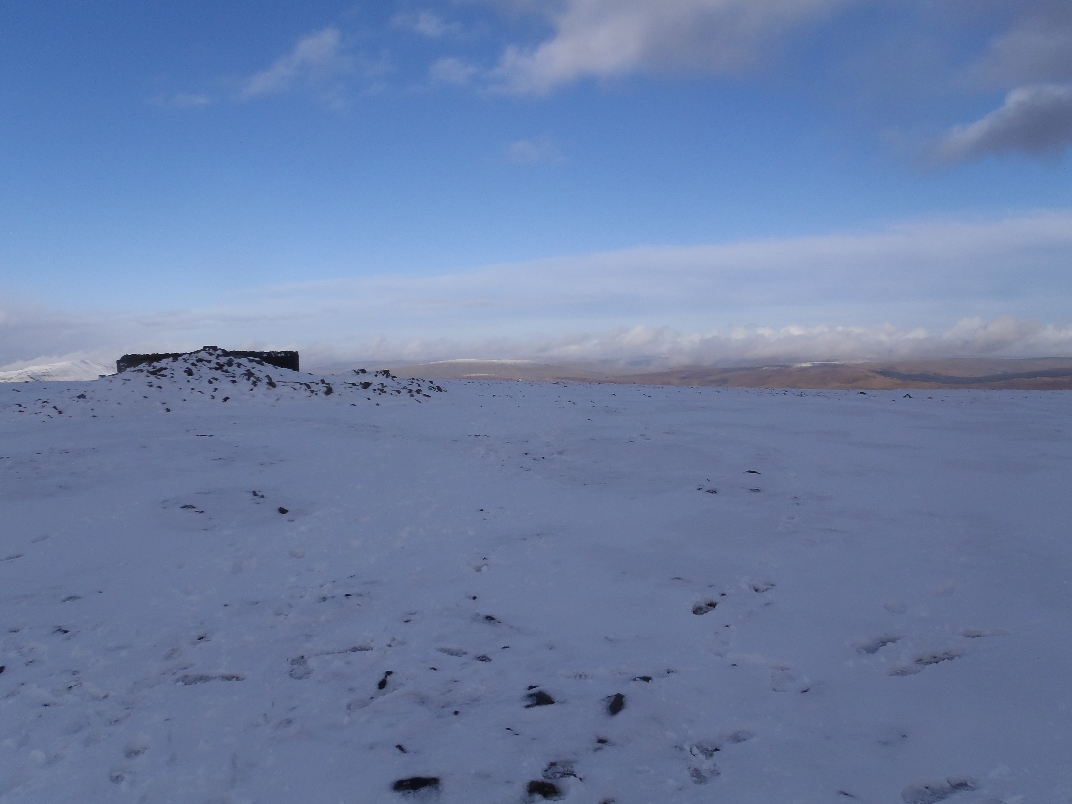 Ribblehead - Whernside - Ingleborough - Ribblehead