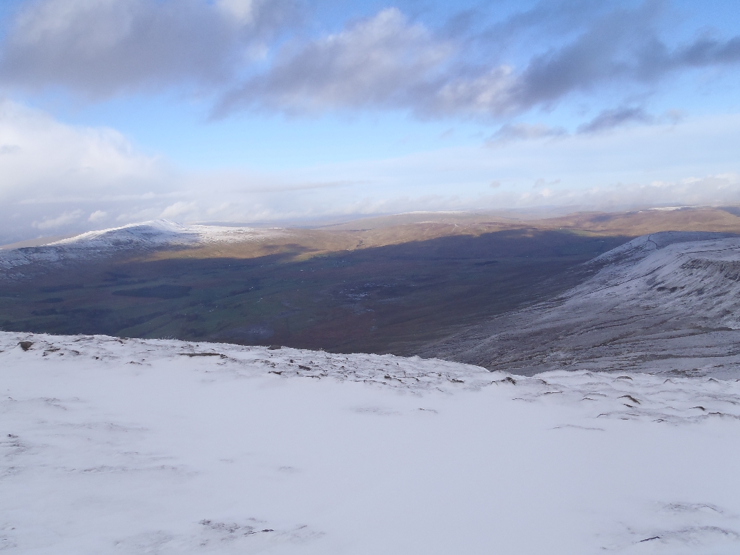 Ribblehead - Whernside - Ingleborough - Ribblehead