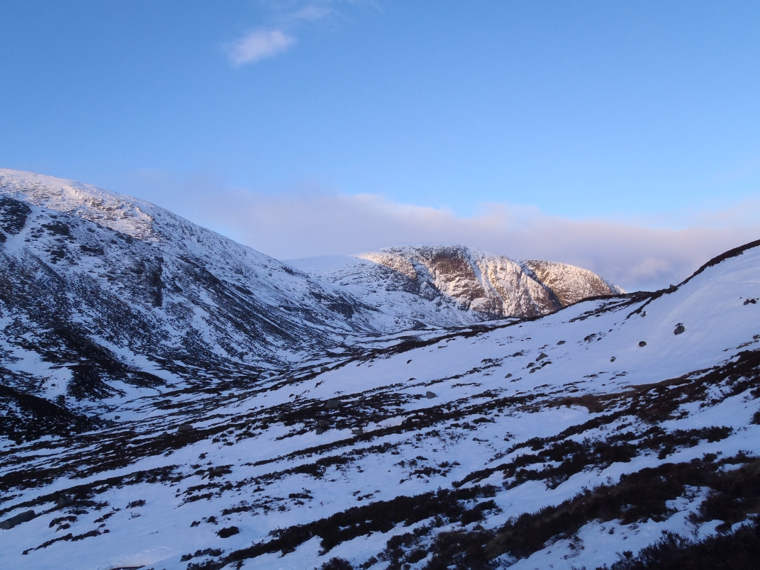 Glas Allt Shiel - Dubh Loch - Broad Cairn - Glas Allt Shiel