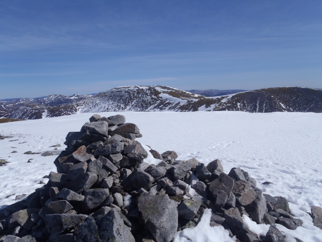 Day 3 - Braigh Coire Chruinn-bhalgain & Carn Liath