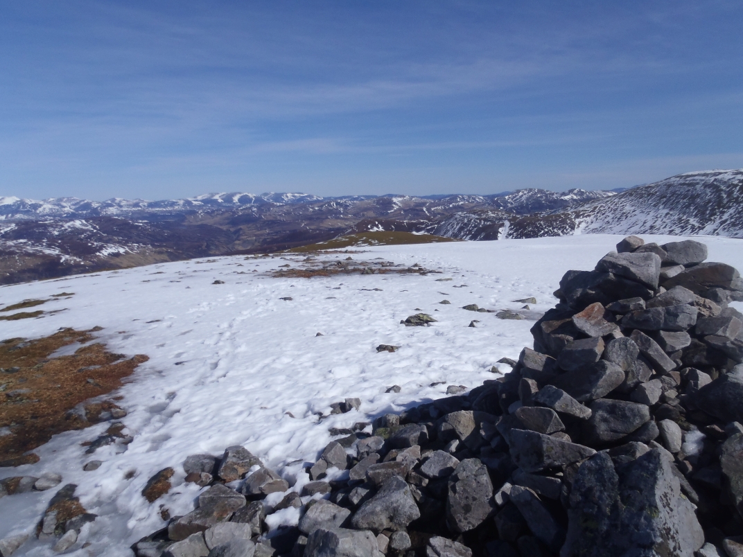 Day 3 - Braigh Coire Chruinn-bhalgain & Carn Liath