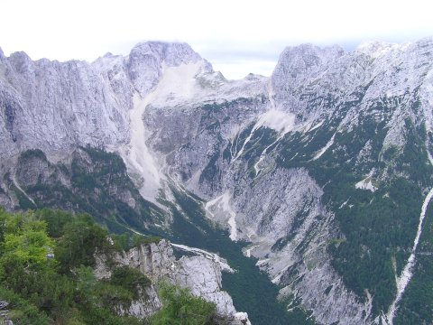 Walk to Sleme