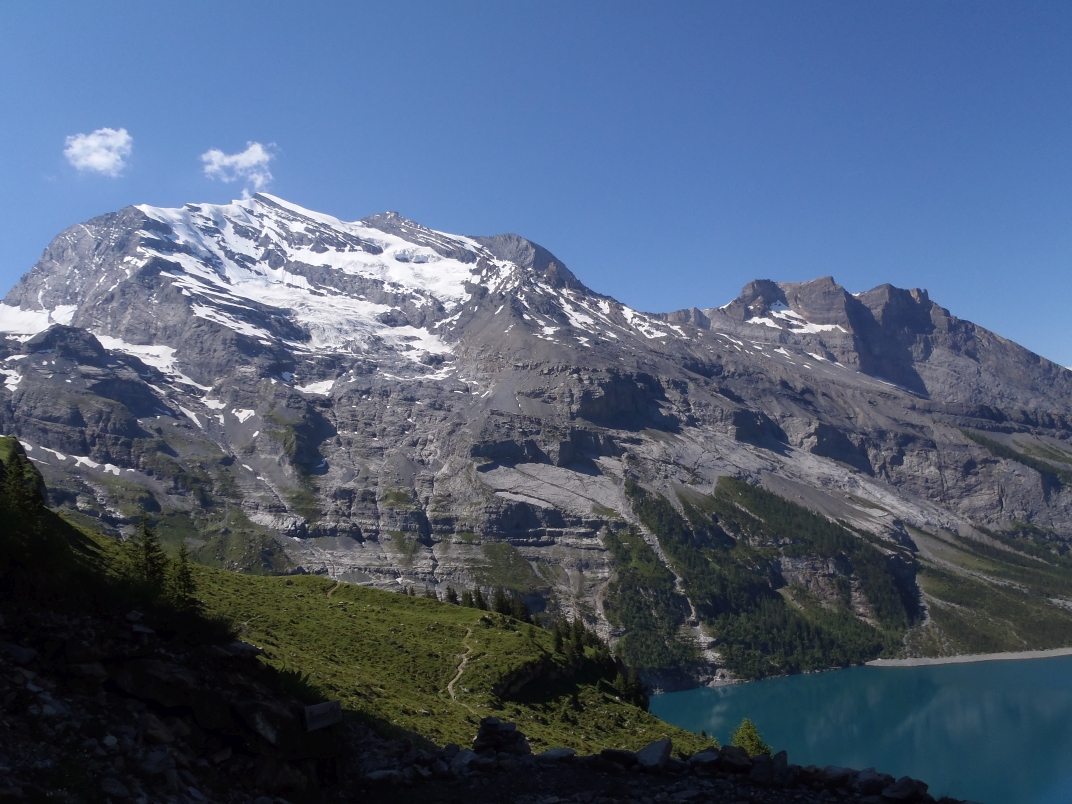 Oeschinensee Gondola - Blumlisalphutte