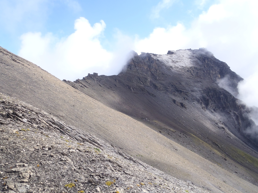 Day 3 - Rotsotckhutte - Schilthorn (2969m) - clears just enough to see the summit. How this is going to be a walk is a mystery!