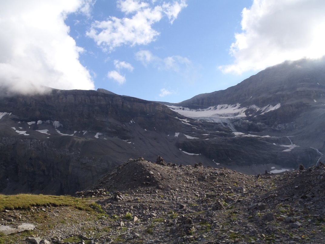 Day 5 - Gemmipass - Lammerenhutte (2502m)