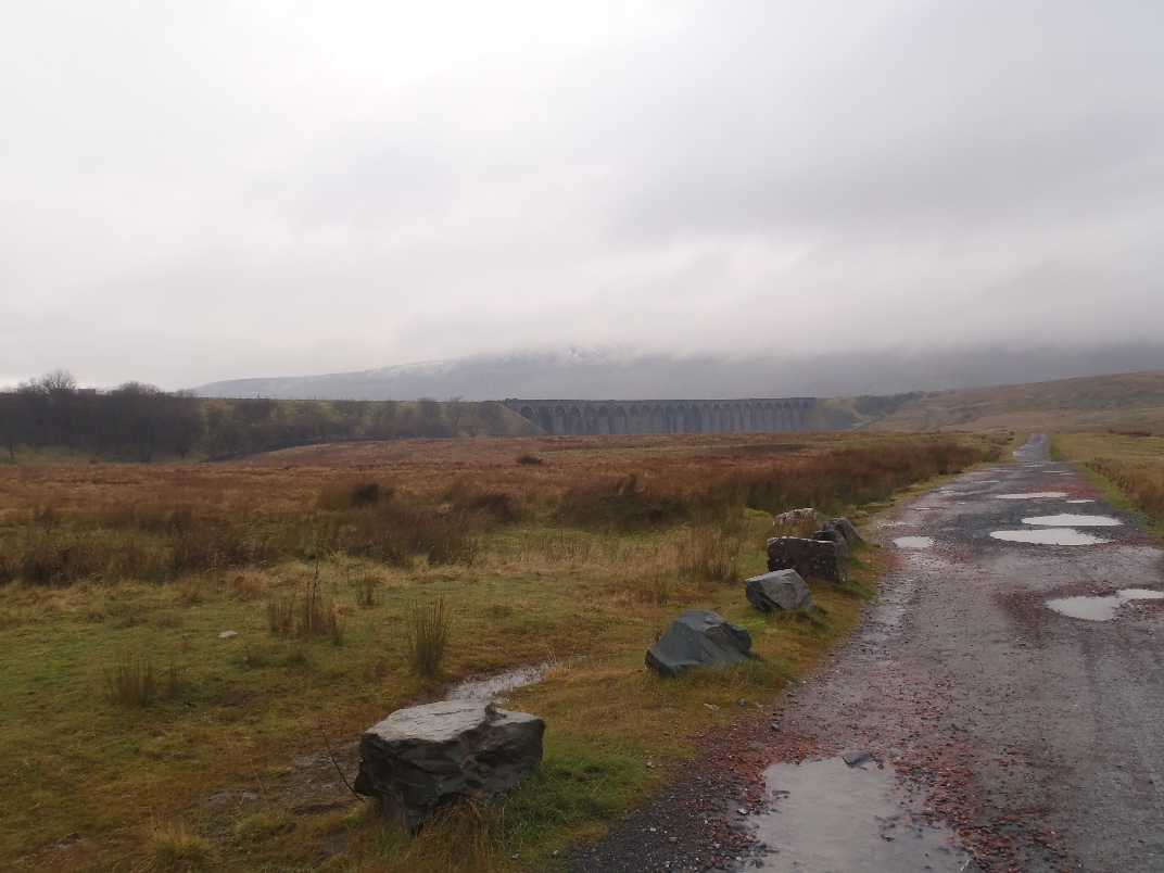 Ribblehead - Whernside - Ingleborough - Ribblehead